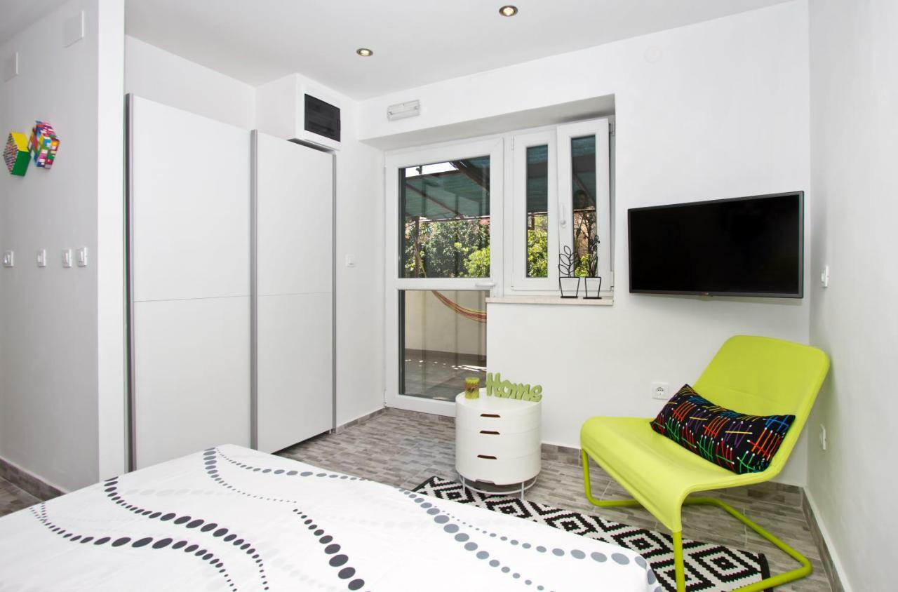 Apartment Shiny Love Split Exterior foto